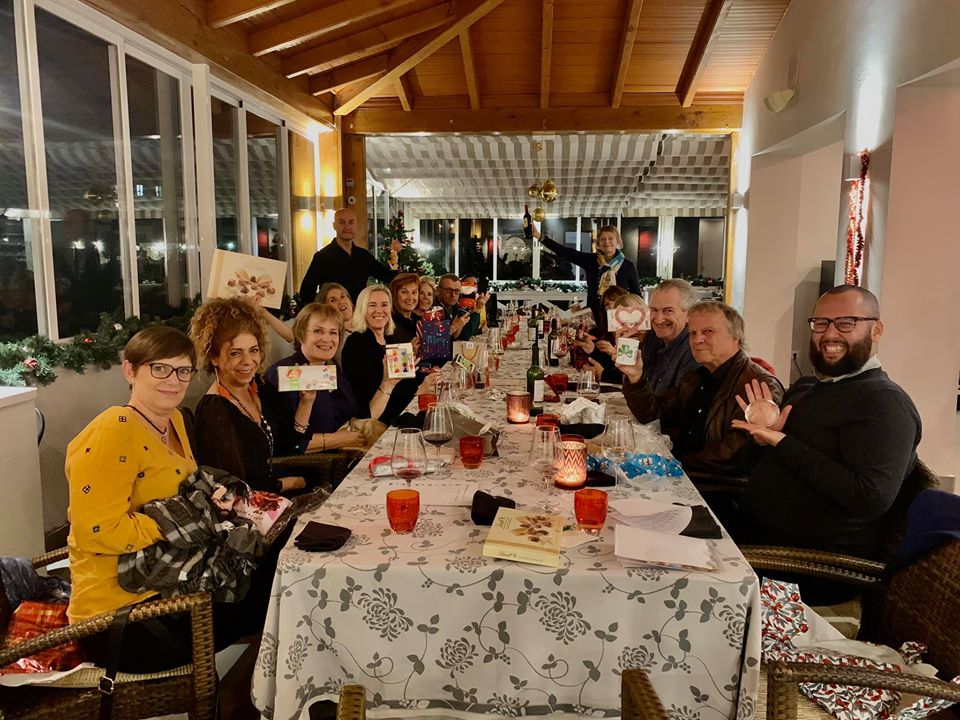 Festive Christmas Dinner — photo 3