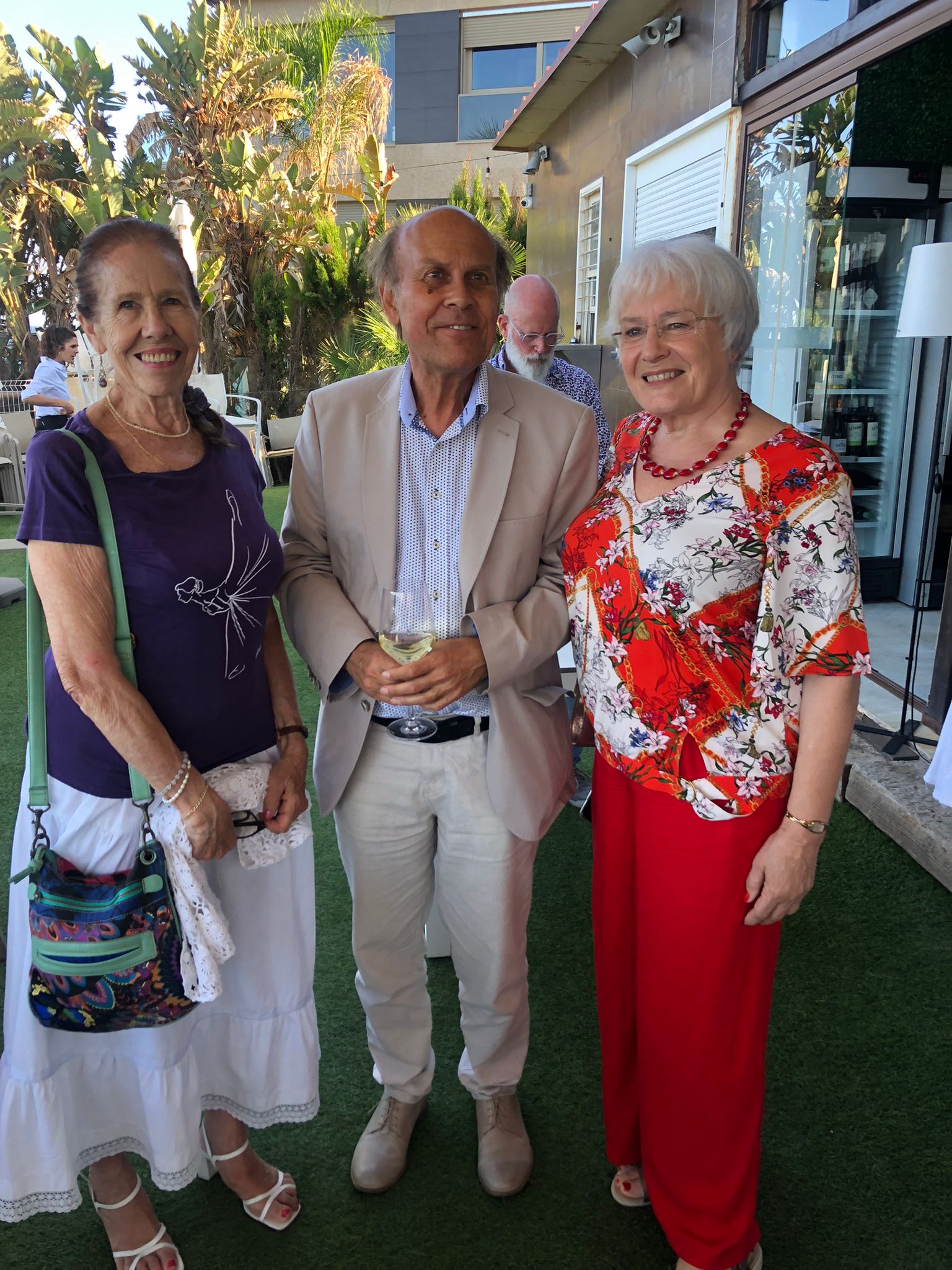 Midsummer Meeting by the Mediterranean — photo 3
