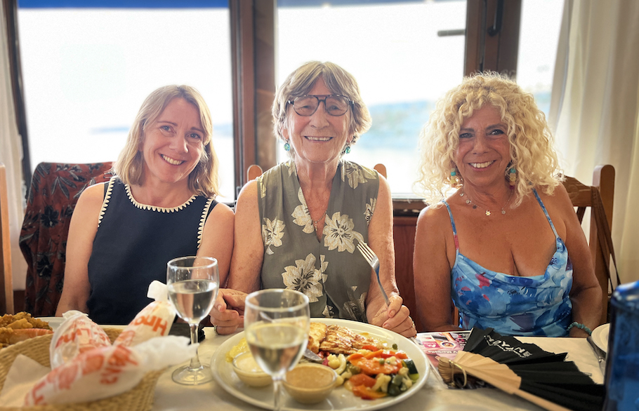 International Media Celebrate the Onset of Summer — photo 7